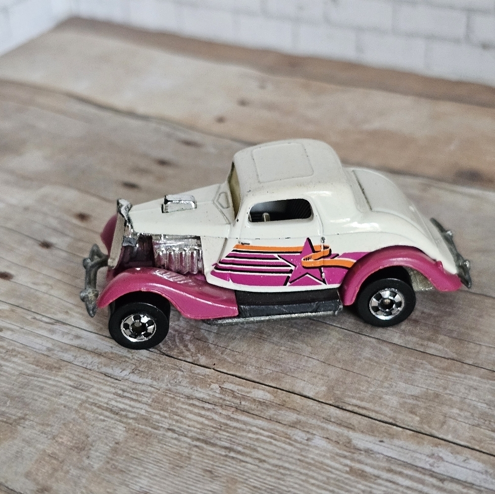 Vintage 1979 Hot Wheels 3-Window ’34 Ford Coupe Hi-Rakers Pink White Loose